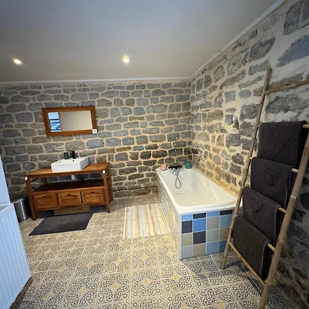La Maison Du Bon Air Villa *